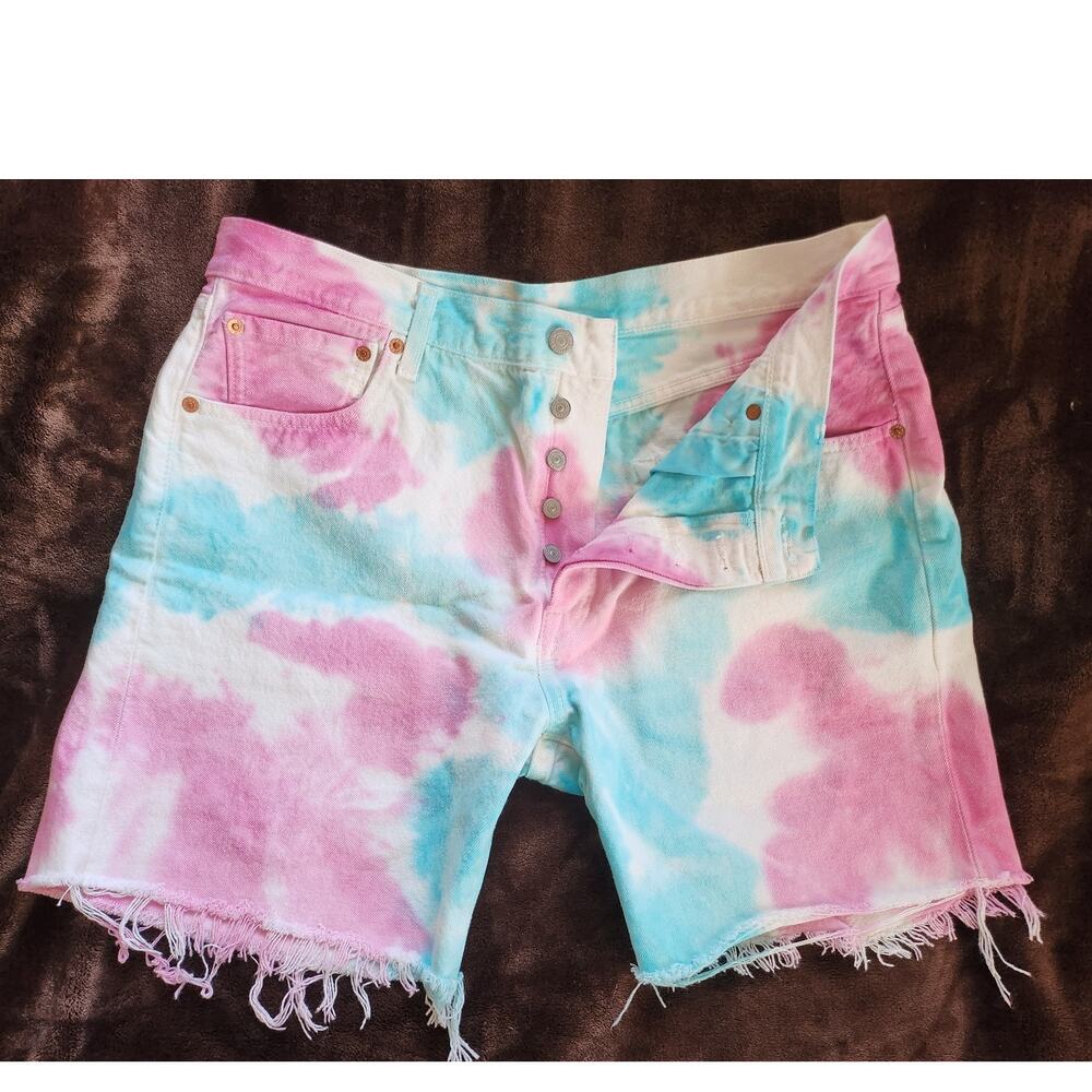 Levi's 501 '93 Pride Men's Tie Dye Shorts, size 34